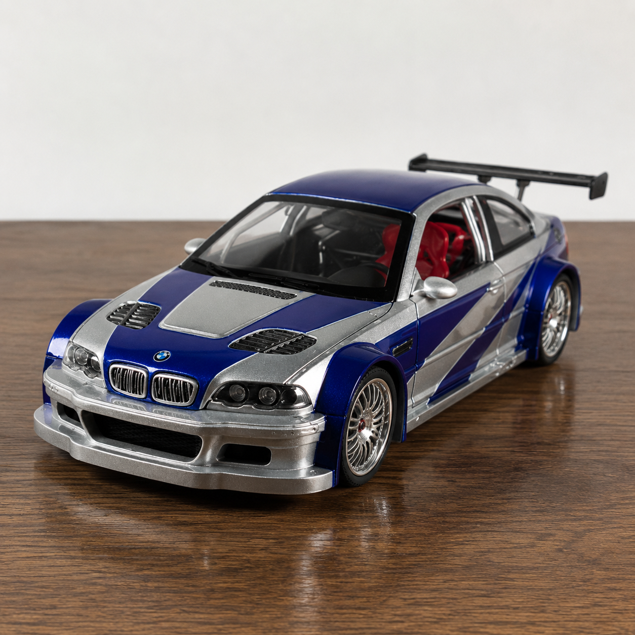 BMW M3 GTR